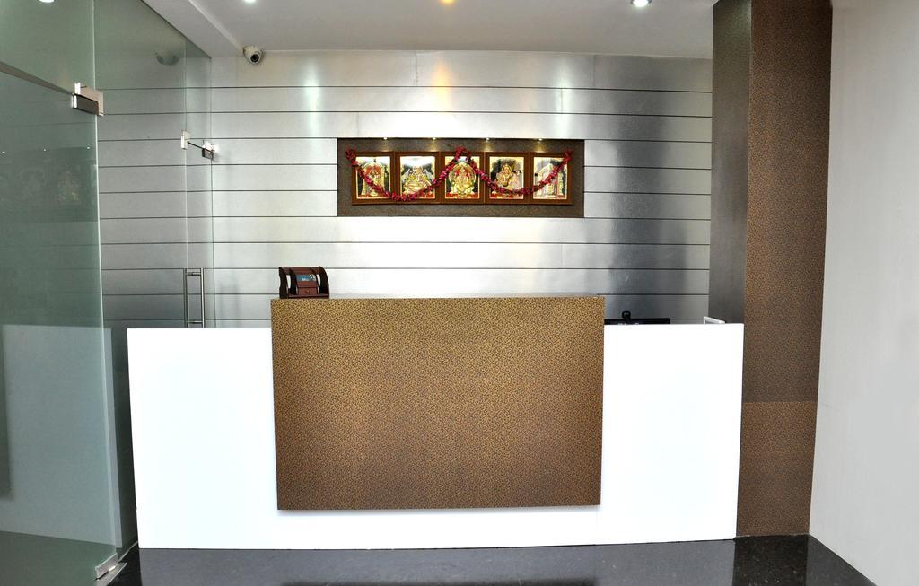 Hotel The Home Tiruppur Extérieur photo